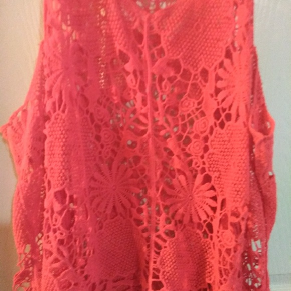 Top - Picture 3 of 4